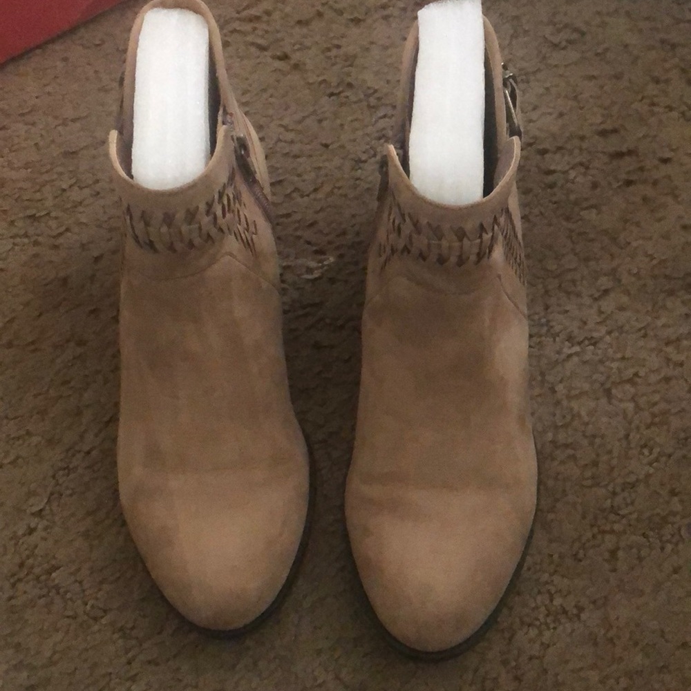 American Rag Booties - Picture 2 of 8